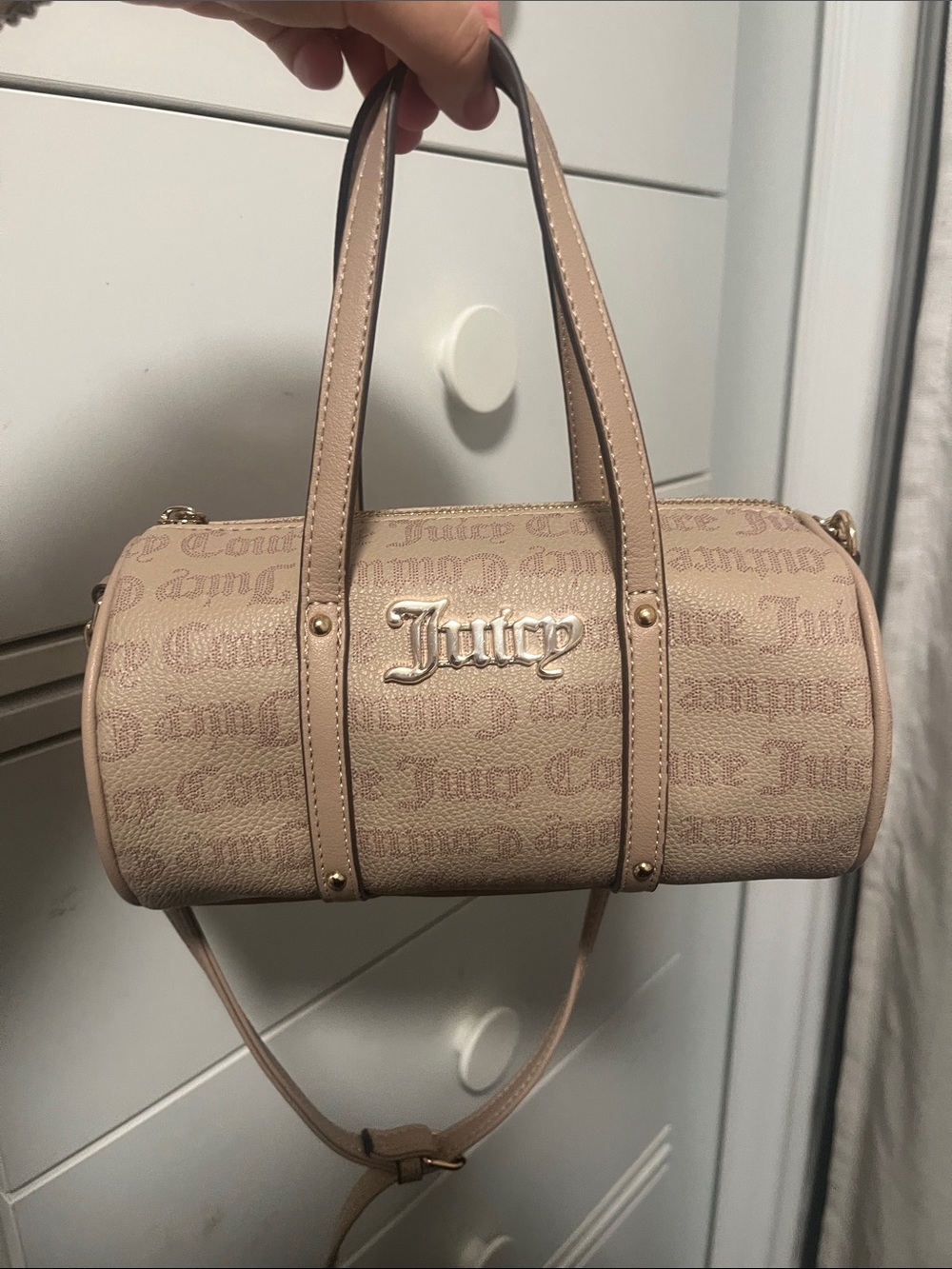 Juicy Couture Beige Logo Barrel Shoulder Bag - Picture 2 of 5